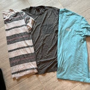 3 mens t-shirts from The Buckle